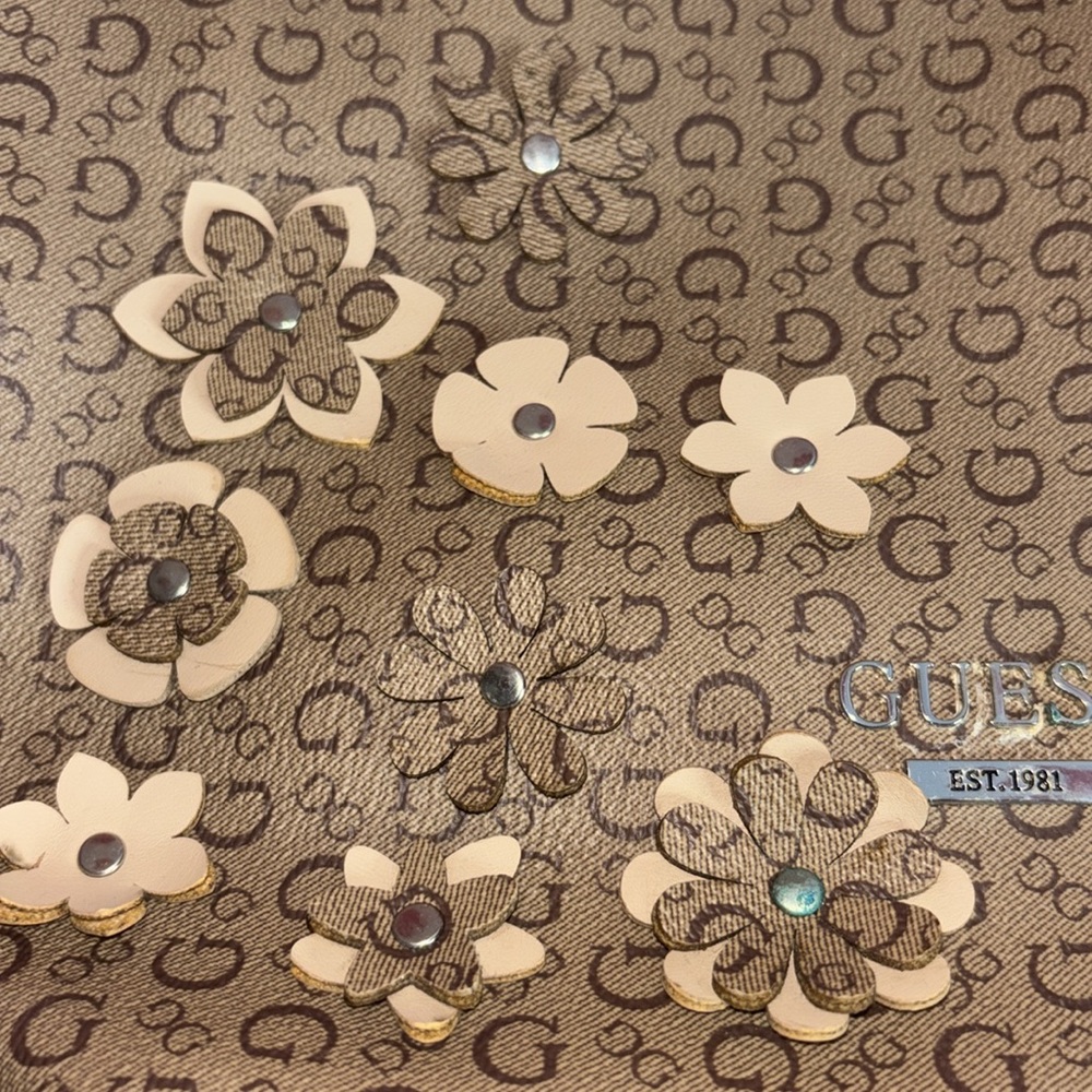 Guess Tan Floral Shoulder Bag